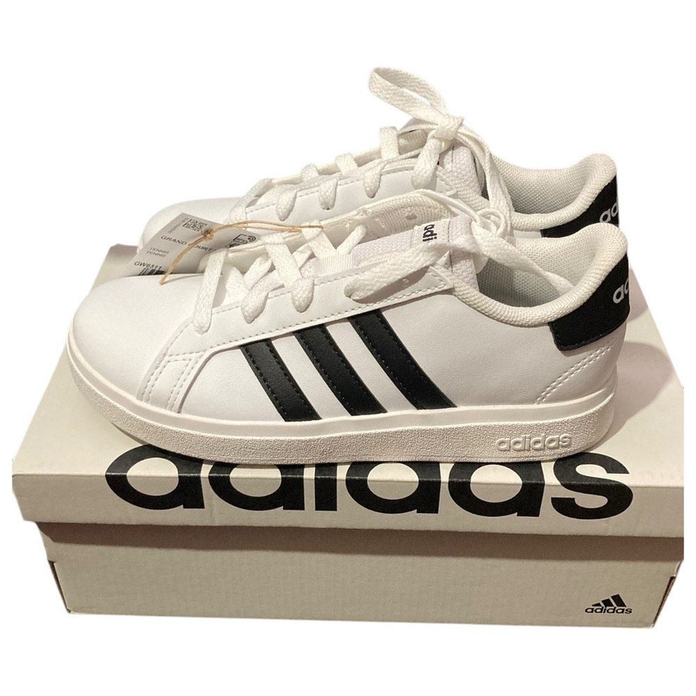 NEW $55 Adidas Grand Court 2.0 Kids Sneakers - Size 1
